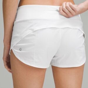 LIKE NEW white lululemon speed up shorts size 6 white inseam 2.5"